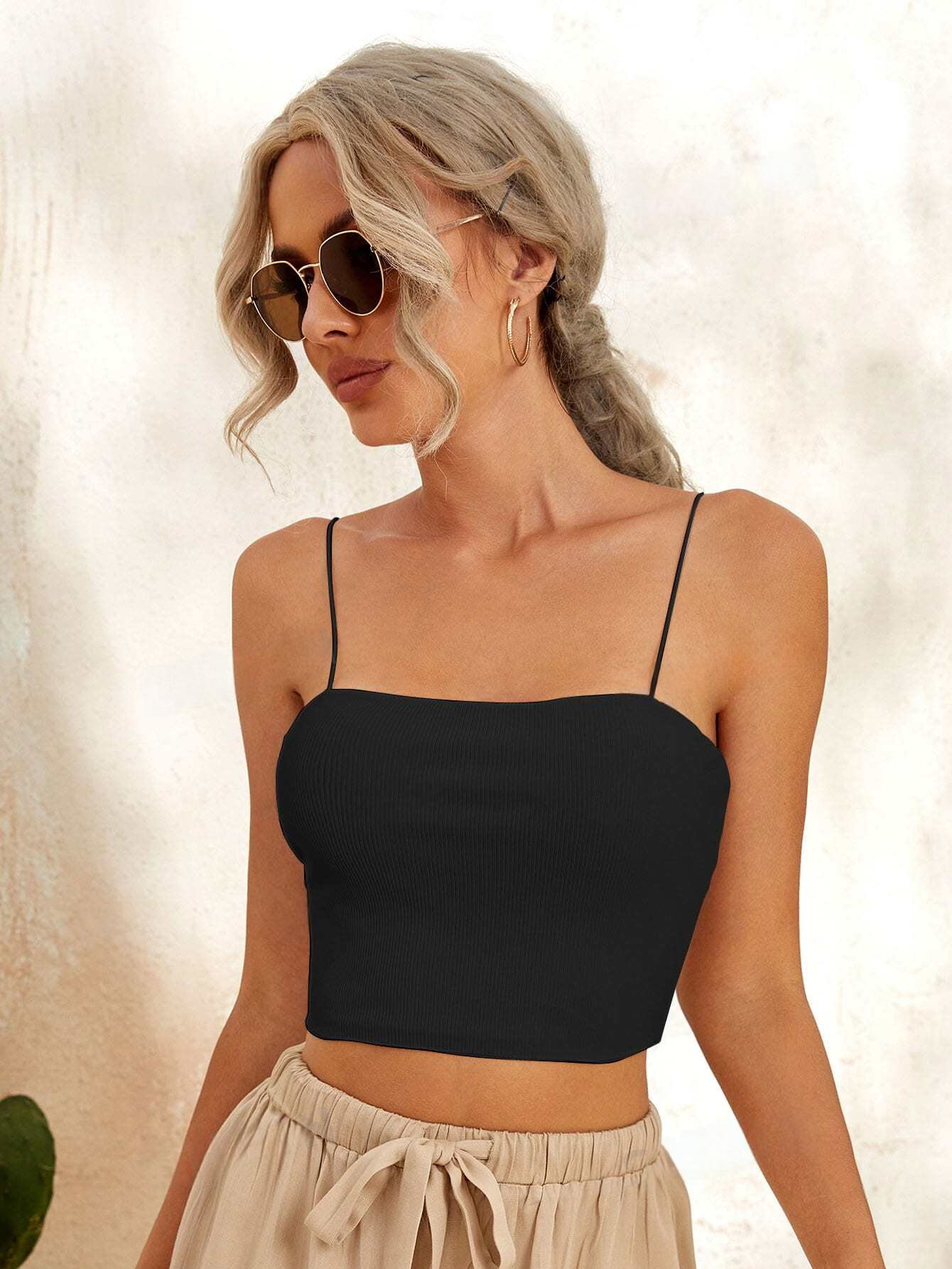 K7003 - Essnce Top de tirantes tejido de canalé unicolor corto