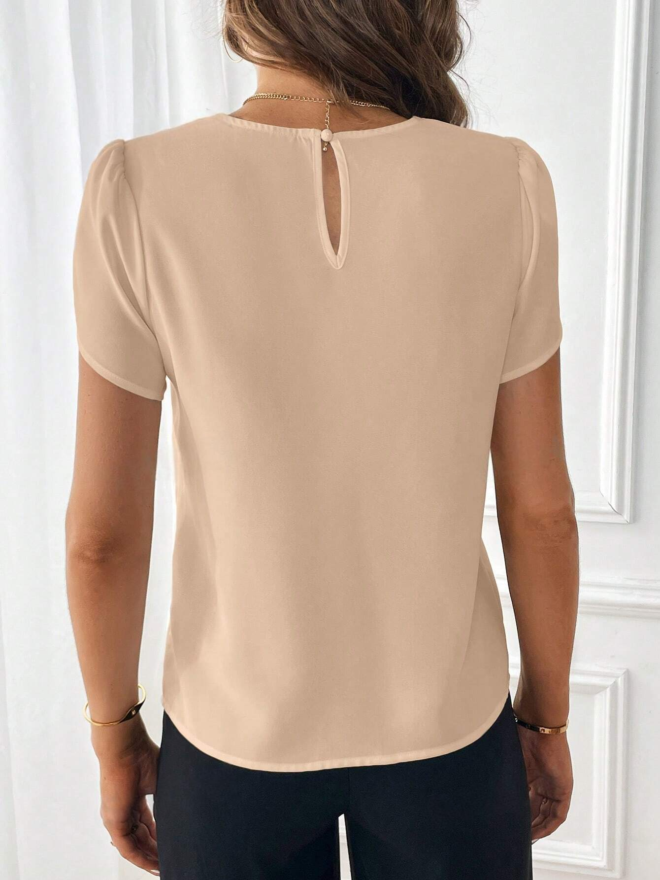 ST64 - Clasi Camisa De Manga Corta Con Encaje Floral Para Mujer