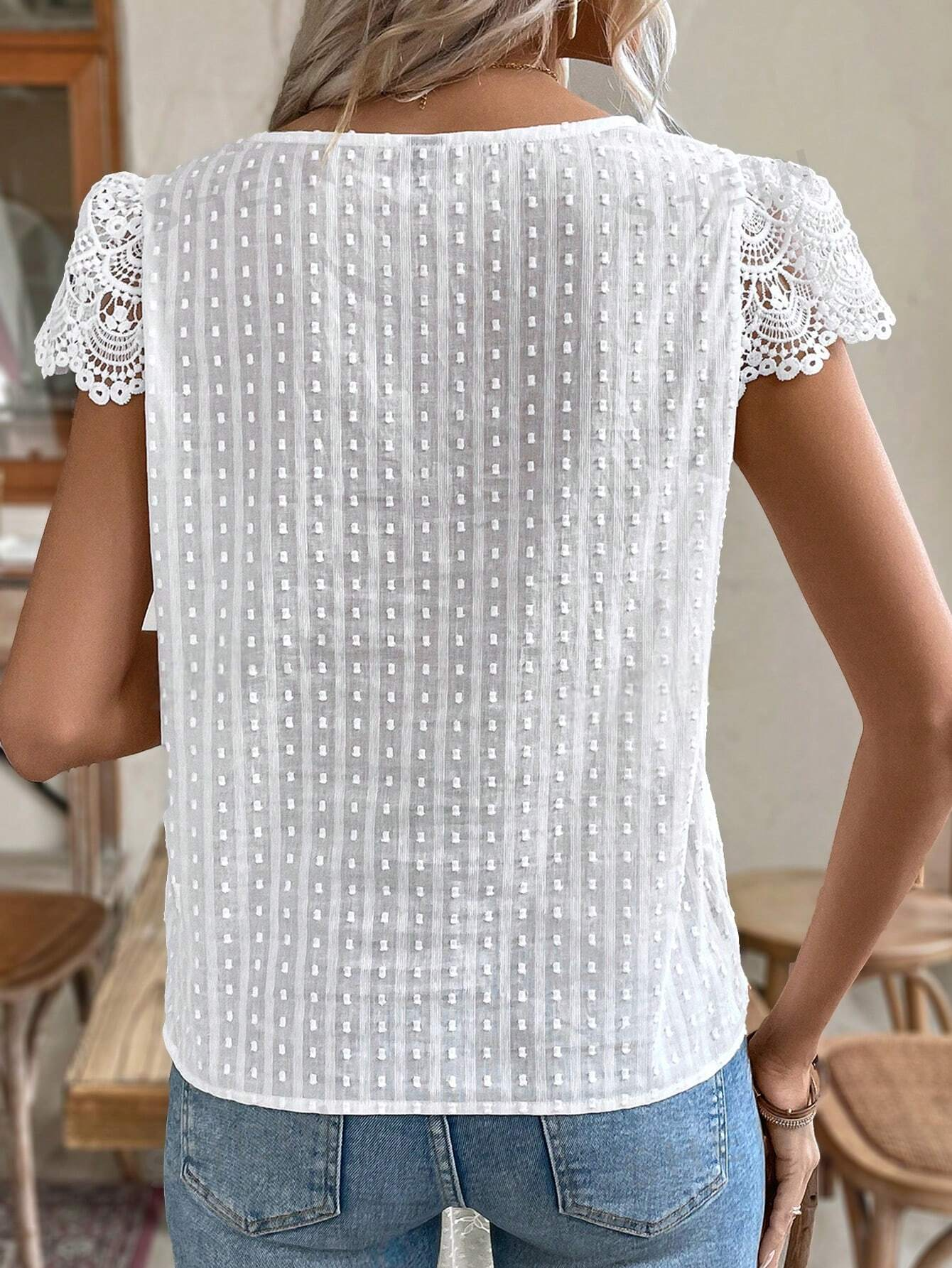 ST364 - Blusa de encaje con mangas cubiertas para mujer