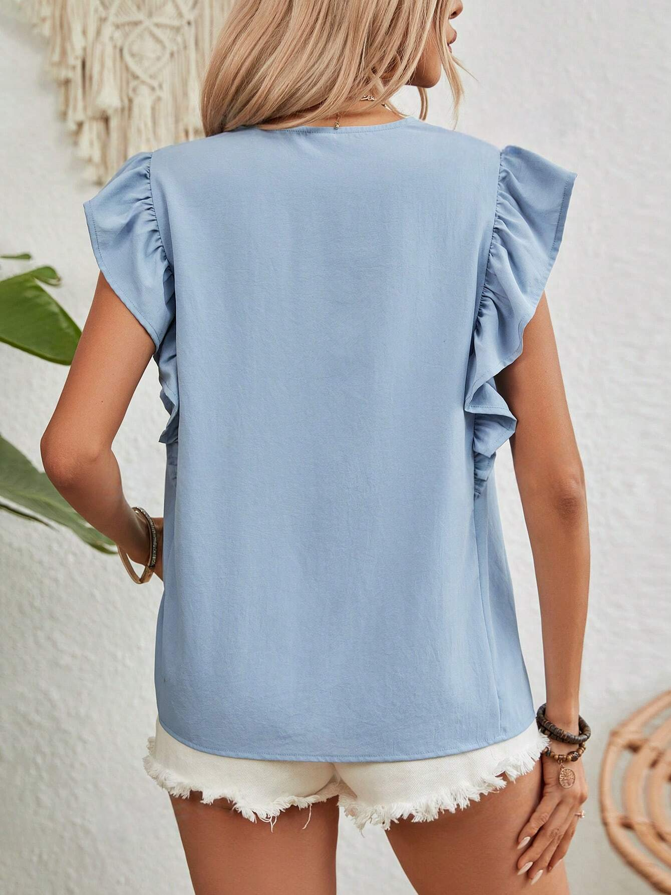 ST0005 Camisa de mujer con cuello en V, dobladillo con pliegues y ribete de volantes para uso diario informal en primavera y verano