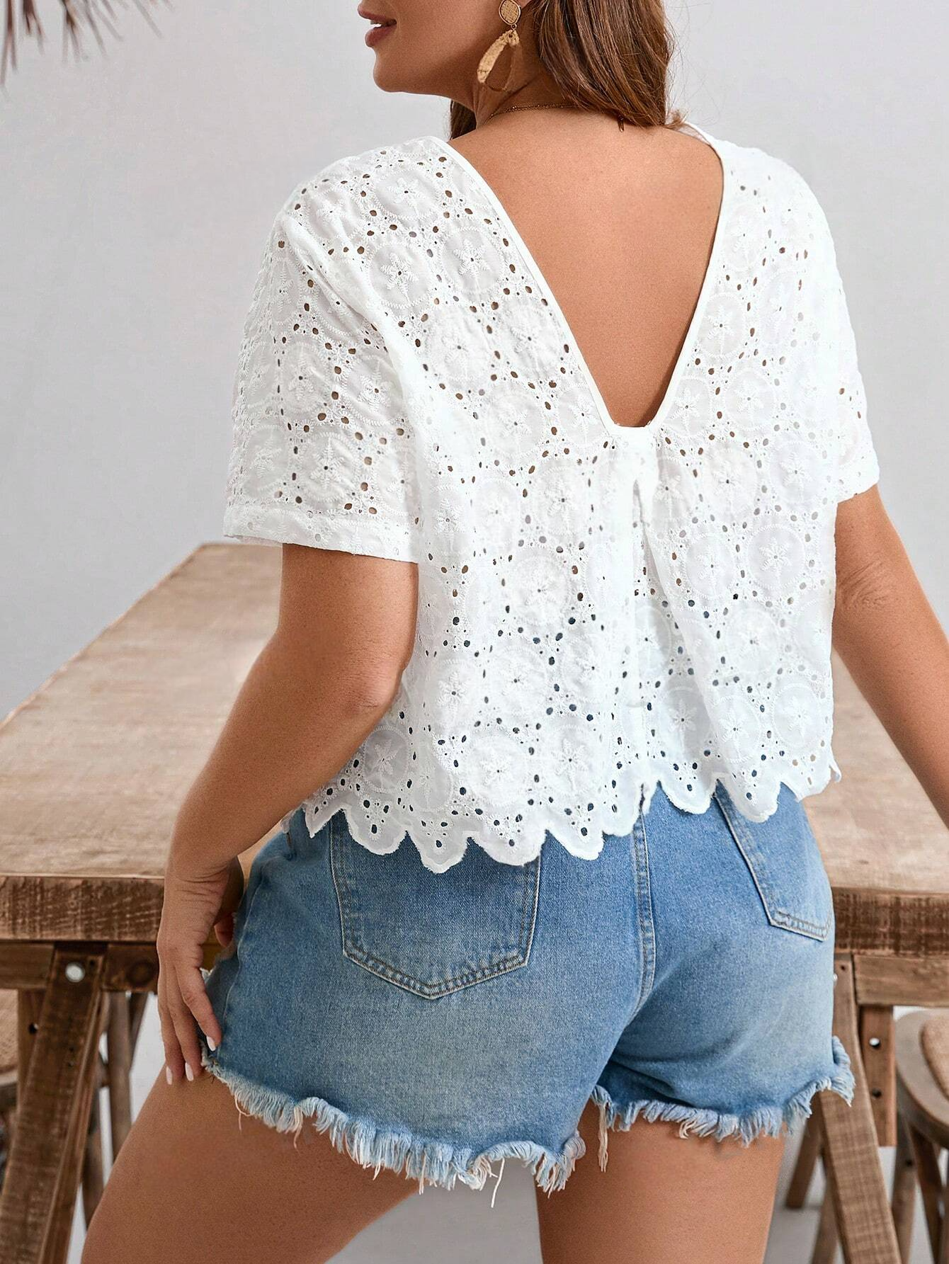 ST002 - Camisa de vacaciones de verano de manga corta y cuello redondo con bordado de ojales y tamaño grande en unicolor