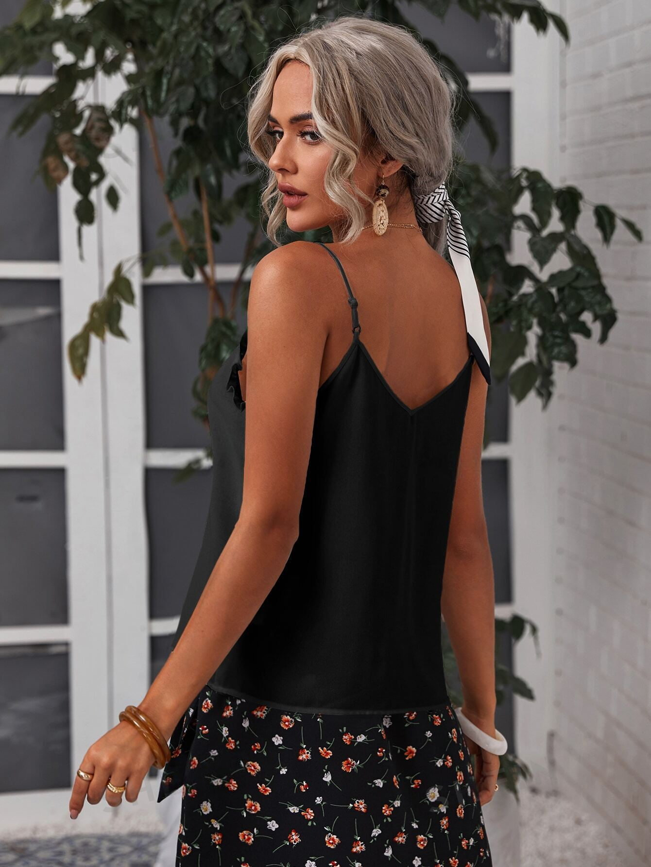 ST1320 - Top de tirantes unicolor ribete fruncido