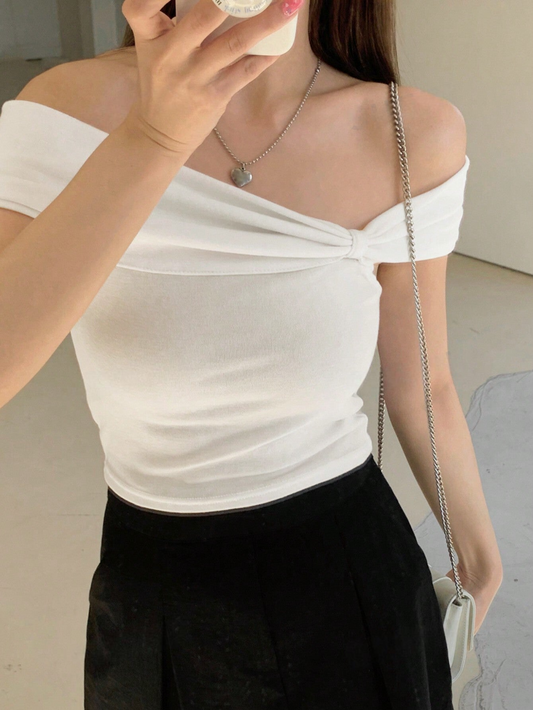M0029 Camiseta ajustada de mujer con hombros descubiertos
