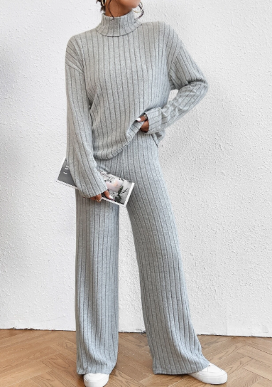 K1639-  Essnce Camiseta de hombros caídos de cuello cisne con pantalones