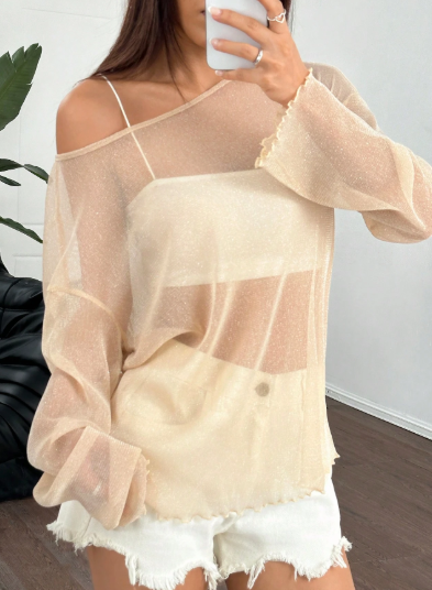 K1072 - Blusa holgada de malla transparente en beige para mujer